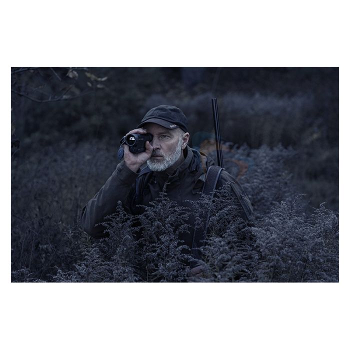 Pulsar Axion 2 XG35 Thermal Imaging Monocular (50Hz) being used to spy on prey.