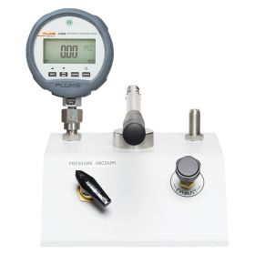 Fluke P5510-2700G Pneumatic Pressure Calibrator with Reference Gauges