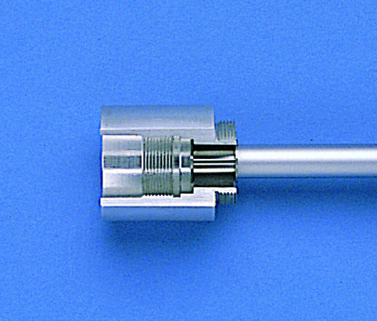 Mitutoyo Series 146 Non-Rotating Spindle Groove Micrometer measuring an instrument.