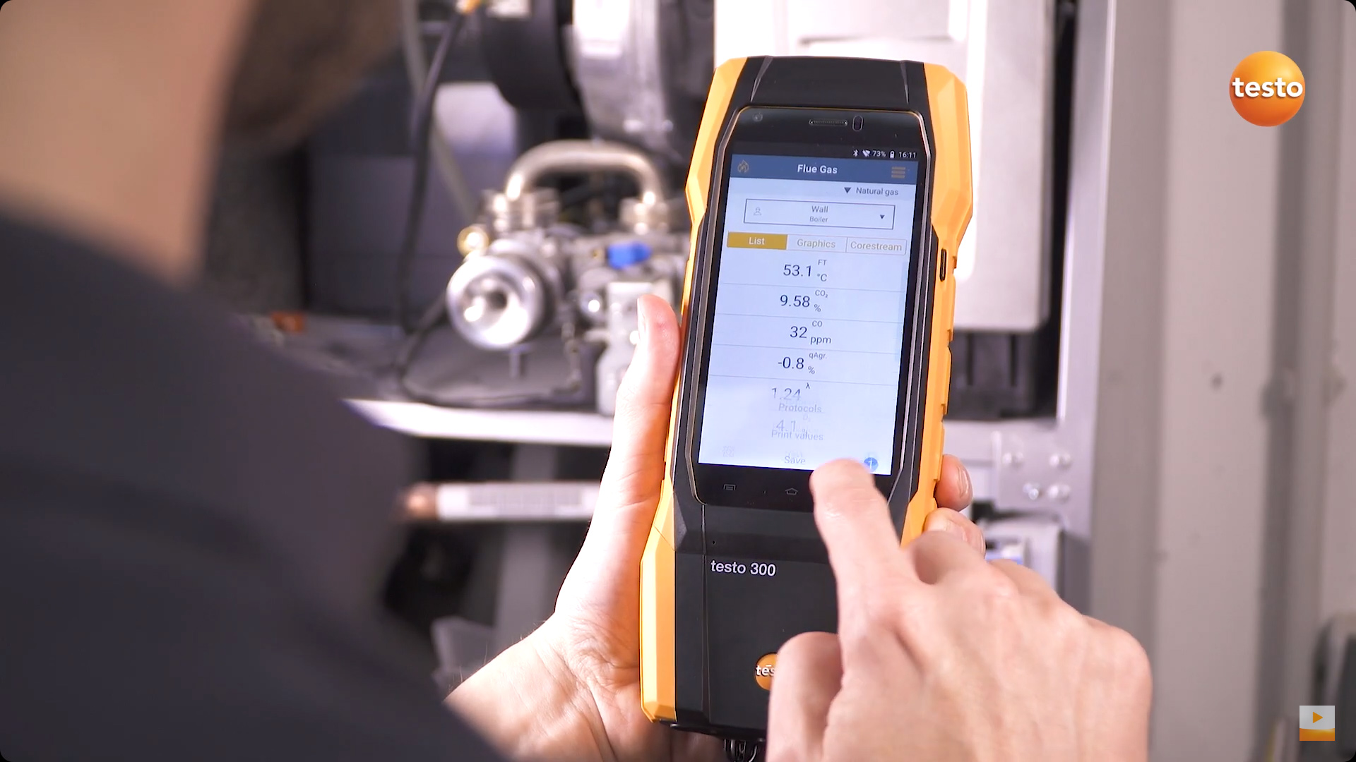 The Testo 300 Flue Gas Analyser displaying some test results on the screen.