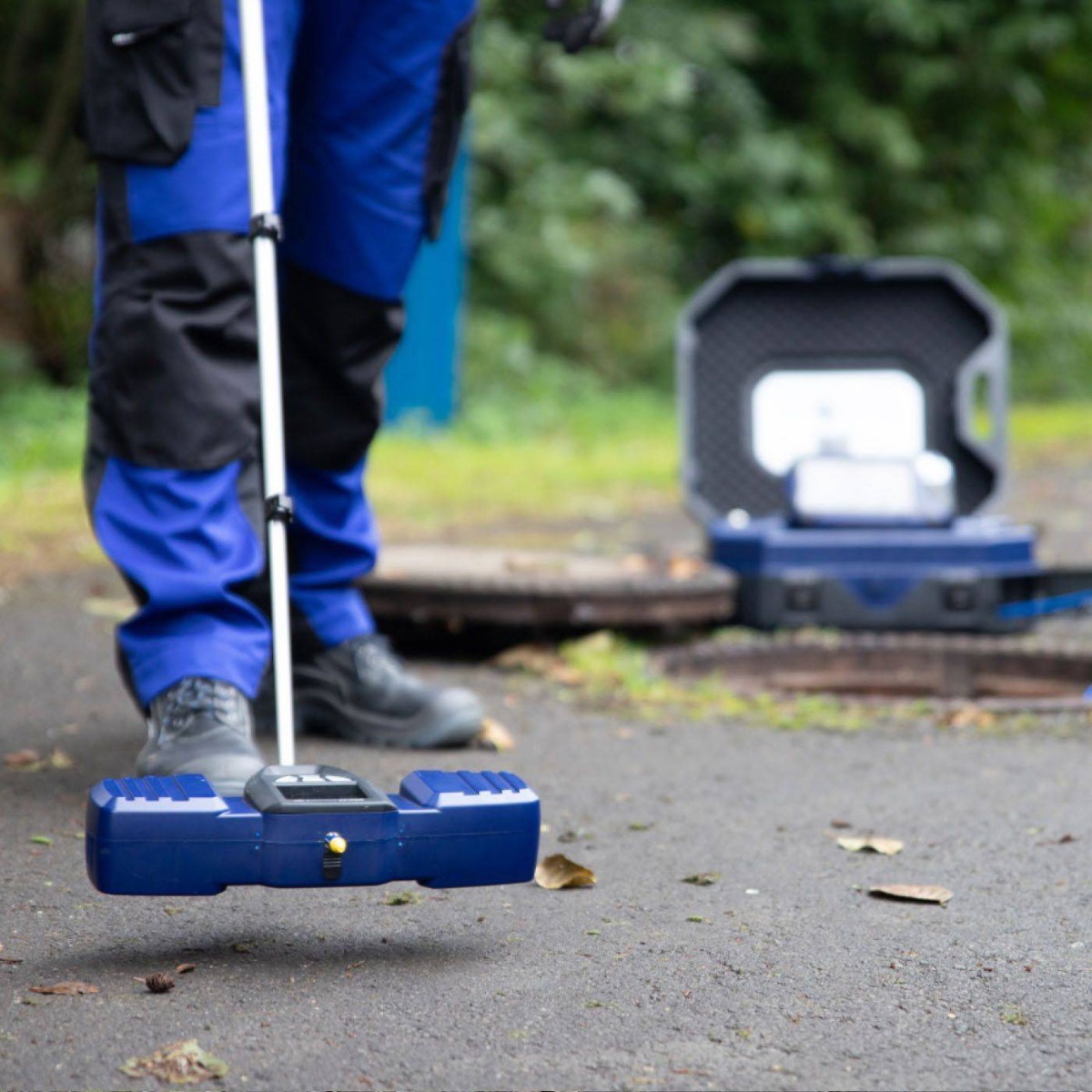 Wöhler VIS 500 Inspection Camera INT hovering over the street path.